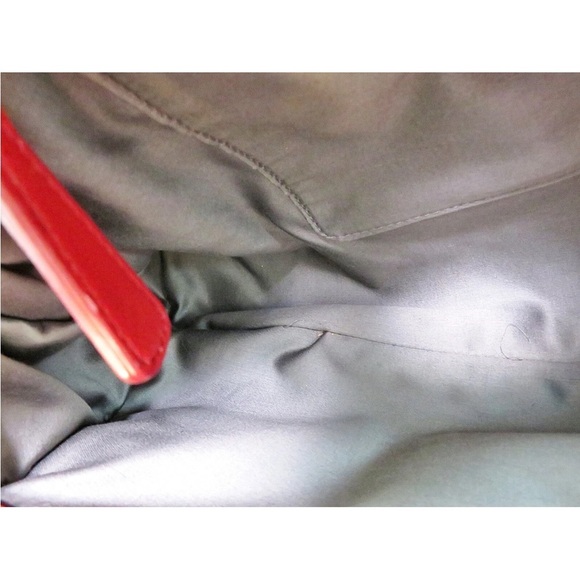 Miu Miu Red and Cream Clutch - Picture 11 of 16